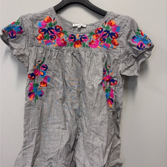 Embroidery Floral Boxy Blouse with Short Sleeves Grey Stripe Cinco De Mayo - Picture 3 of 7